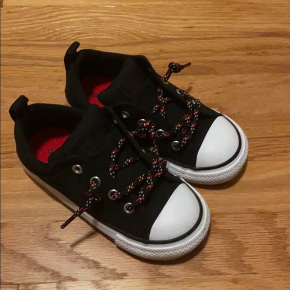 converse no tie slip on